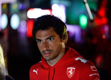 Hamilton to Ferrari: Mercedes Confirms Champion’s Exit