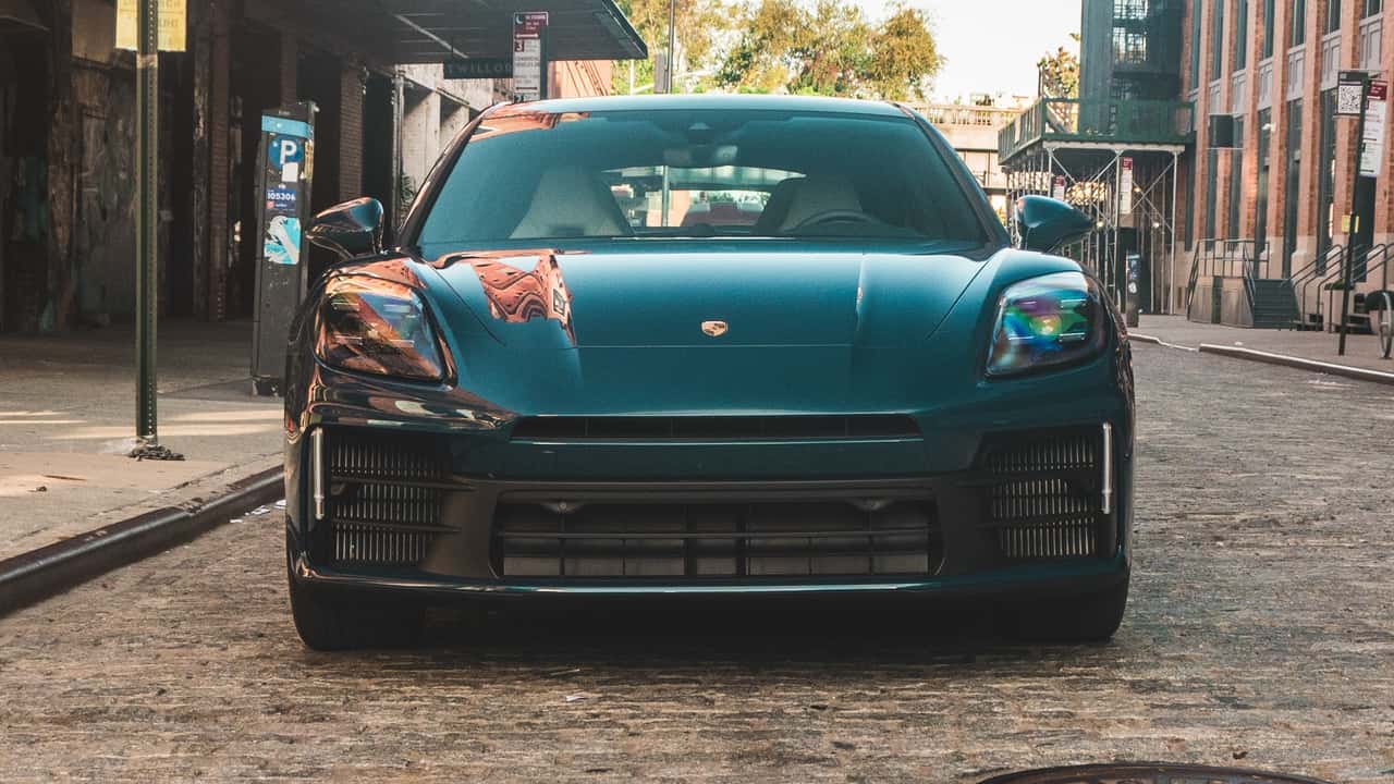 2025 Porsche Panamera 4S E-Hybrid Review