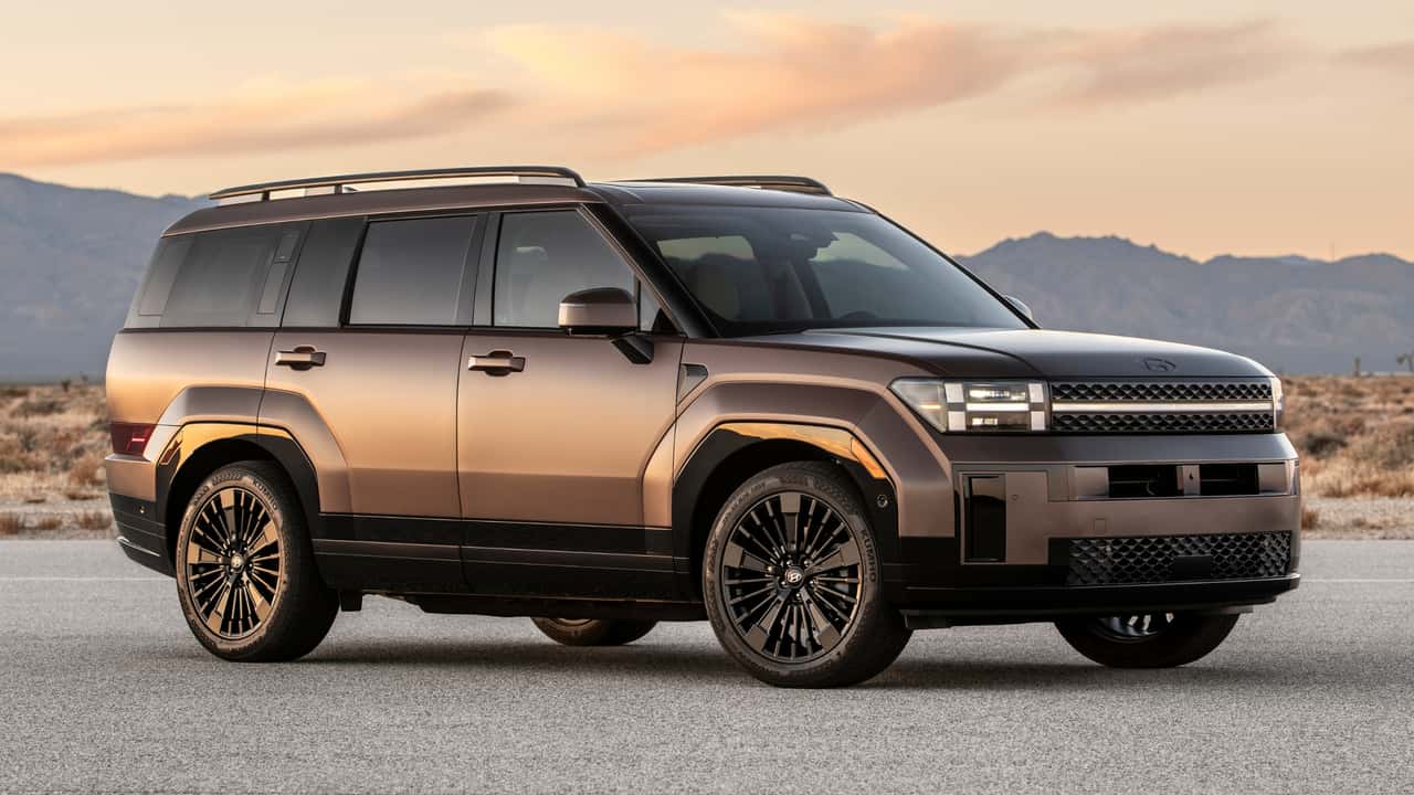 Cheapest Three-Row SUVs 2026: Hyundai Santa Fe