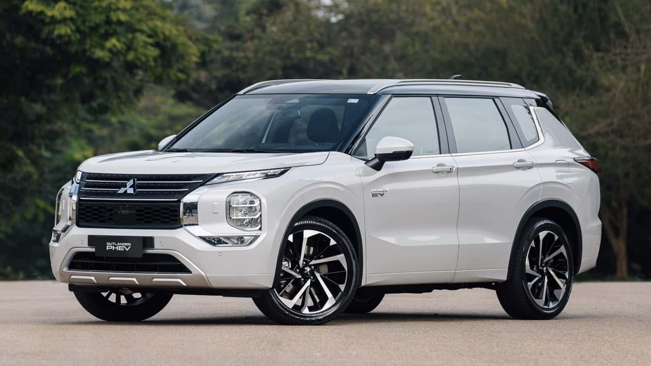 Cheapest Three-Row SUVs 2026: Mitsubishi Outlander